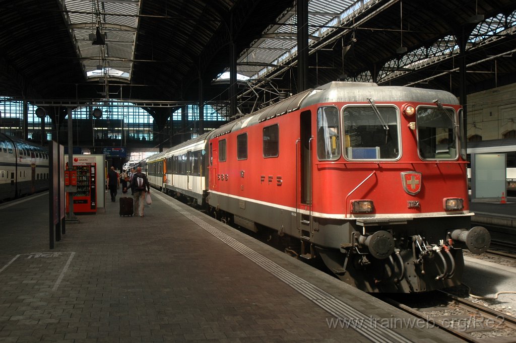 2535-0045-300712.jpg - SBB-CFF Re 4/4'' 11152 / Basel 30.7.2012