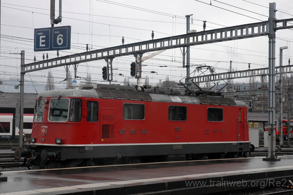 2742-0045-090413.jpg - SBB-CFF Re 4/4'' 11152 / Luzern 9.4.2013