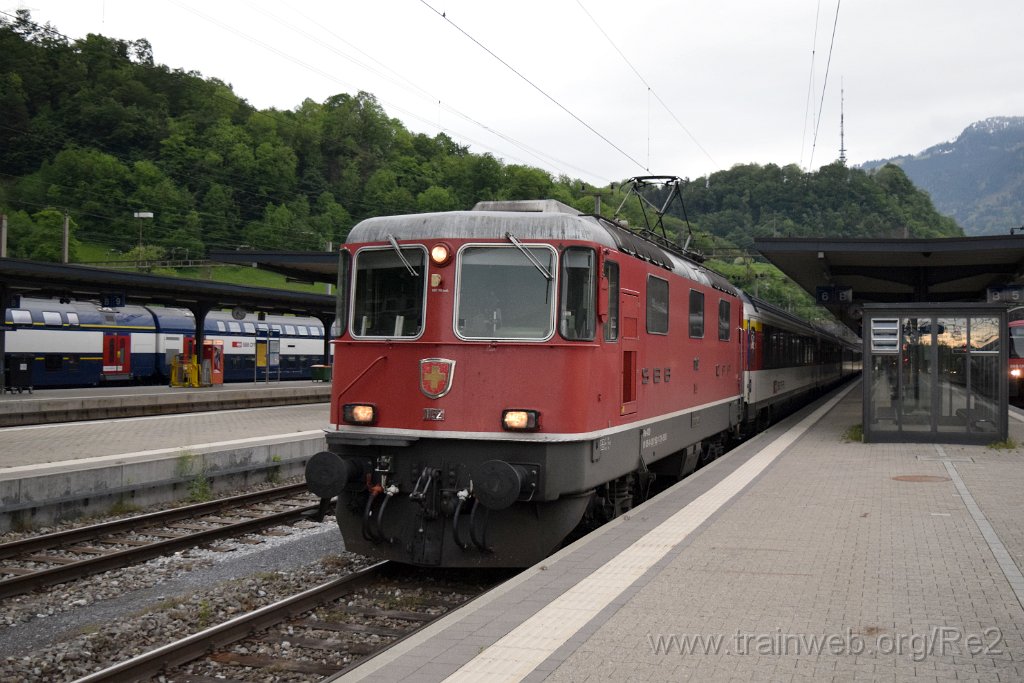 3905-0048-150516.jpg - SBB-CFF Re 4/4'' 11152 (Re 420.152-1)  (Re 91 85 4 420 152-1 CH-SBB) / Ziegelbrücke 15.5.2016