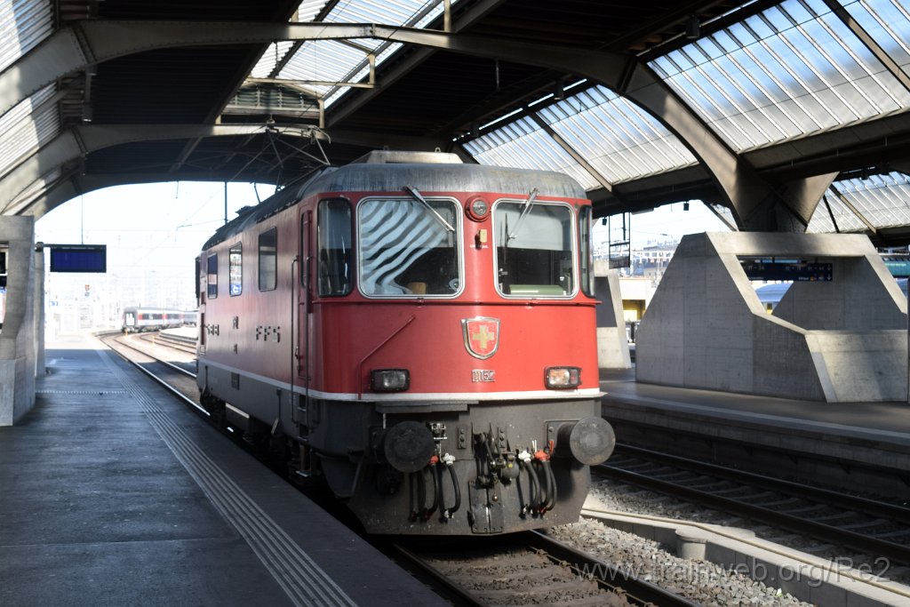 4609-0023-290817.jpg - SBB-CFF Re 4/4'' 11152 (Re 420.152-1)  (Re 91 85 4 420 152-1 CH-SBB) / Zürich HB 29.8.2017