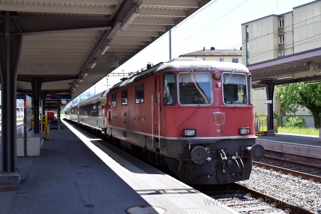 7426-0038-300521.jpg - SBB-CFF Re 4/4'' 11153 (Re 420.135-6)  (Re 91 85 4 420 135-6 CH-SBB) / Sargans 30.5.2021