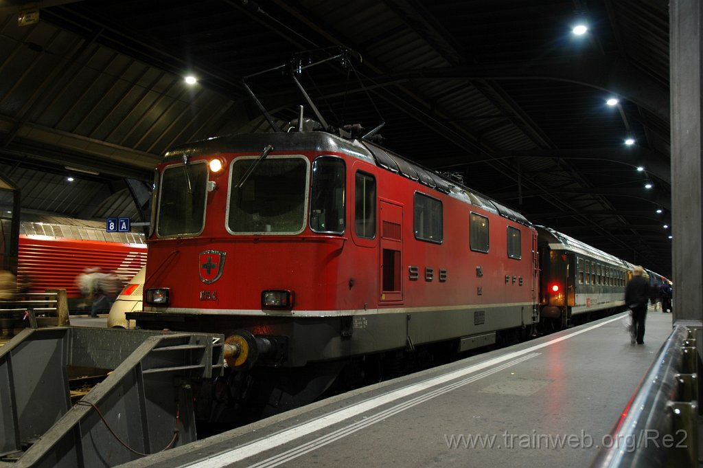 1586-0050-291008.jpg - SBB-CFF Re 4/4'' 11154 / Zürich HB 29.10.2008