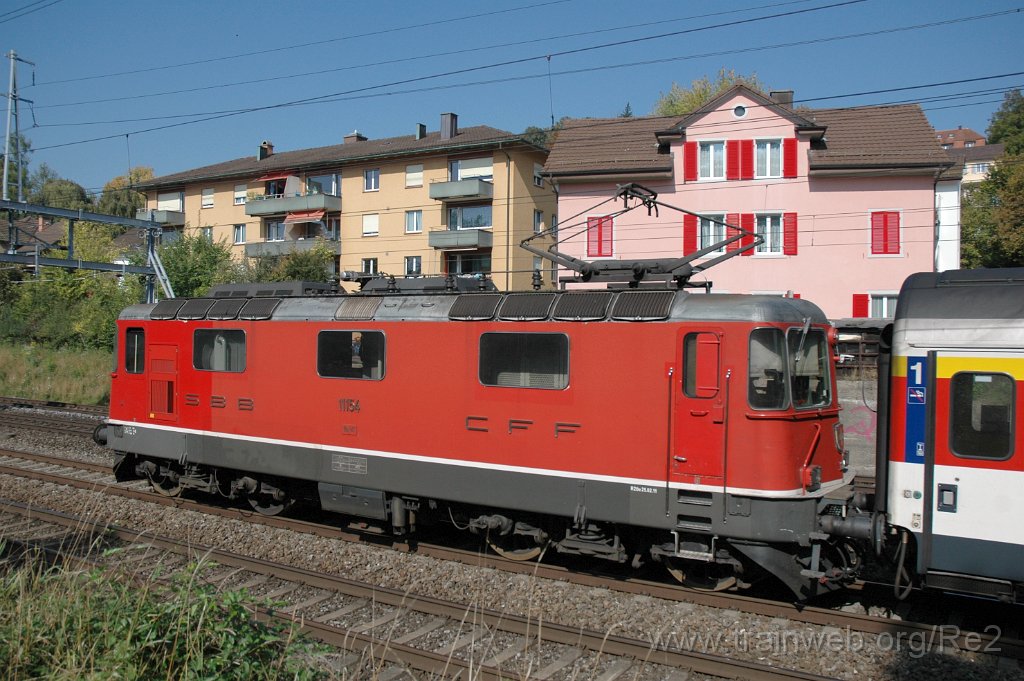 2217-0031-031011.jpg - SBB-CFF Re 4/4'' 11154 / Winterthur (Römerstrasse) 3.10.2011