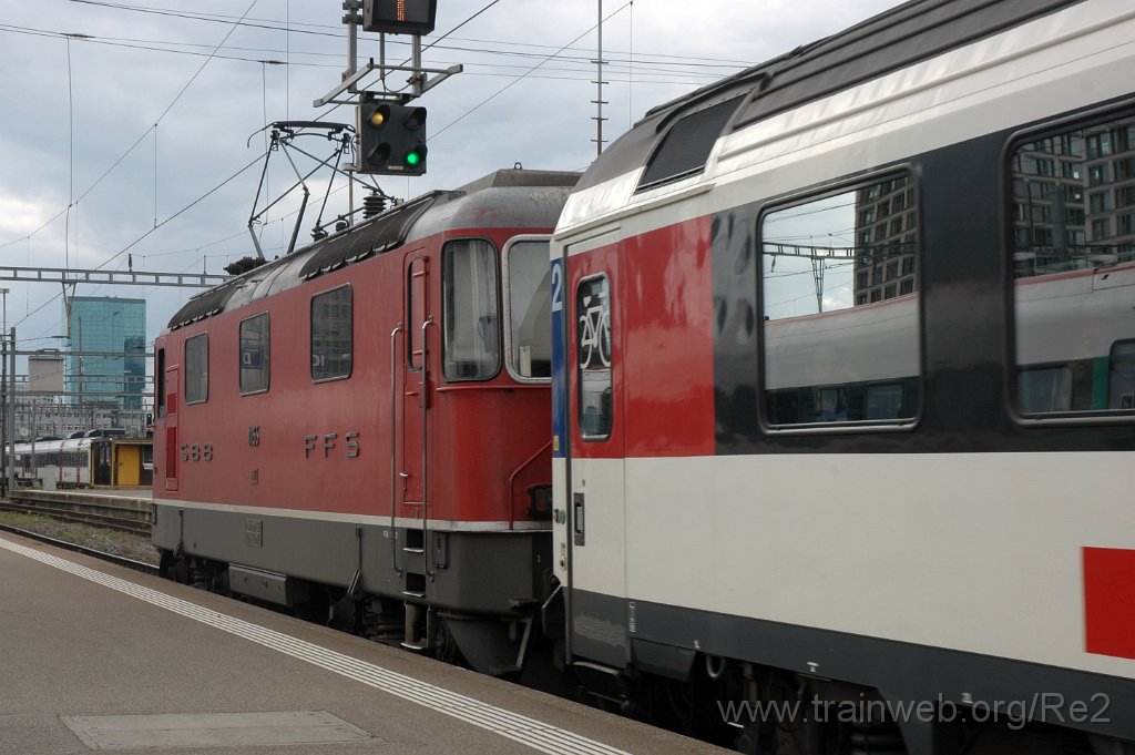3610-0005-200615.jpg - SBB-CFF Re 4/4'' 11155 / Zürich HB 20.6.2015