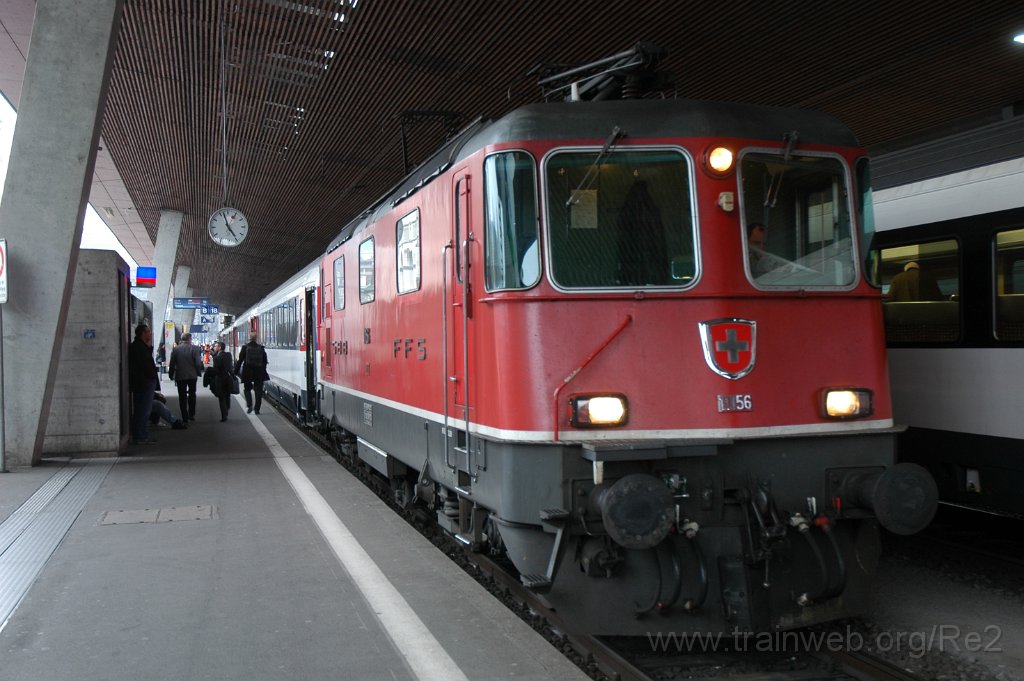 2079-0028-160311.jpg - Re 4/4" 11156 / Zürich HB 16.3.2011