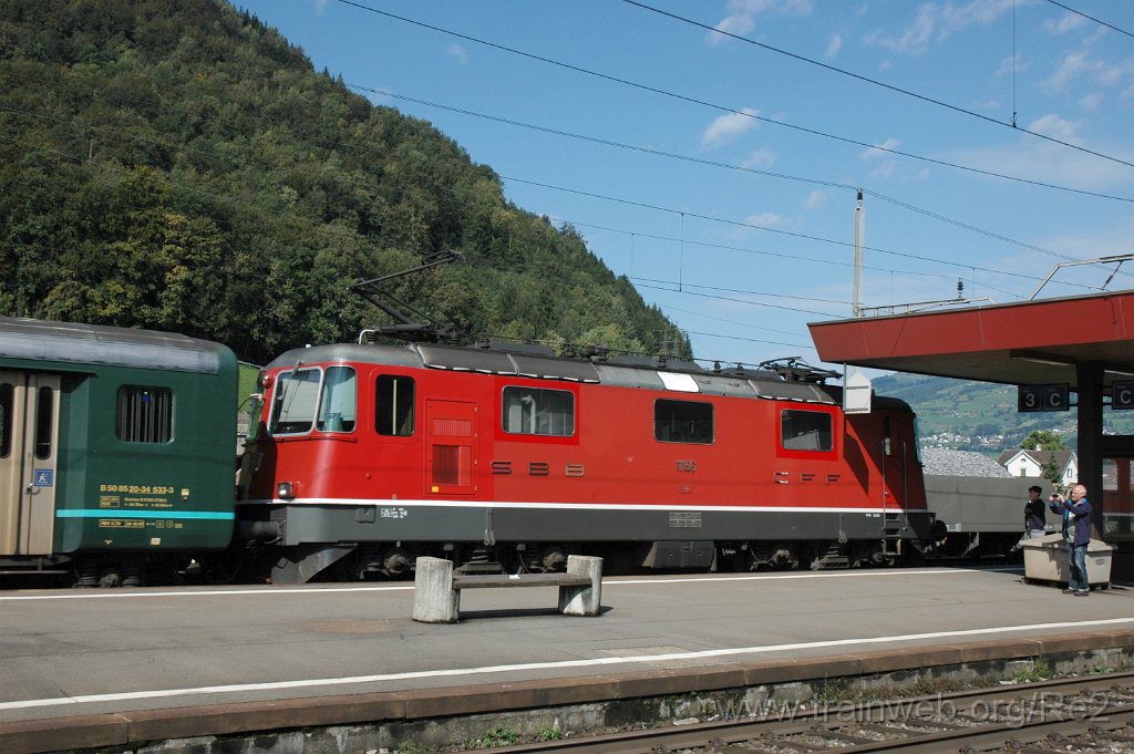 2177-0038-020911.jpg - SBB-CFF Re 4/4'' 11156 / Schwyz 2.9.2011