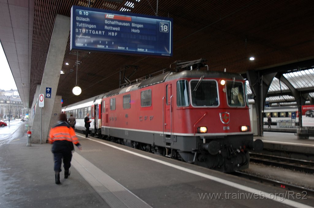 2299-0044-200112.jpg - SBB-CFF Re 4/4'' 11156 / Zürich HB 20.1.2012