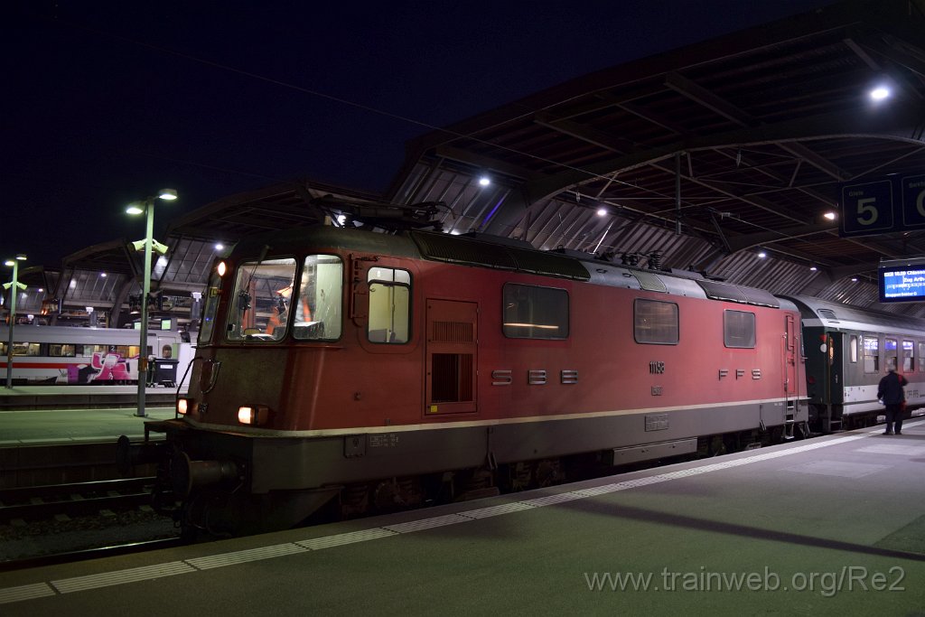 3717-0016-261015.jpg - SBB-CFF Re 4/4'' 11156 / Zürich HB 26.10.2015