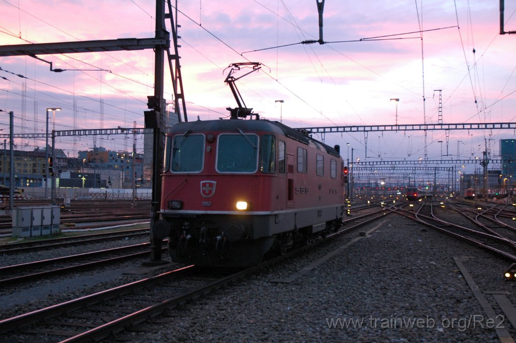 2016-0047-031110.jpg - SBB-CFF Re 4/4'' 11157 / Zürich HB 3.11.2010