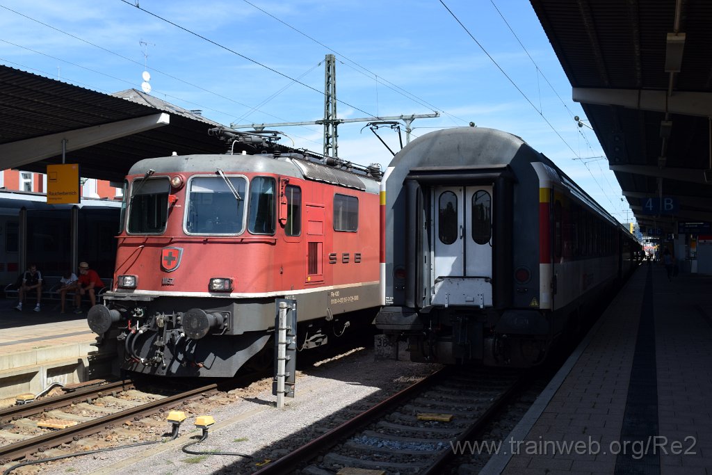 8159-0029-240822.jpg - SBB-CFF Re 4/4'' 11157 (Re 420.157-0)  (Re 91 85 4 420 157-0 CH-SBB) / Singen (Htw) 24.8.2022