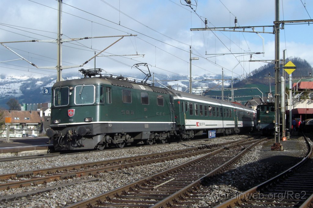 1300-0014-310307.jpg - SBB-CFF Ref 4/4'' 11158 / Schwyz 31.3.2007