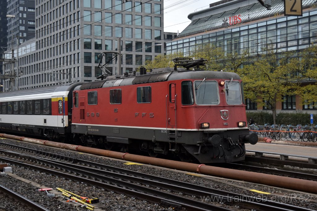 5190-0013-061118.jpg - SBB-CFF Re 4/4'' 11158 (Re 420.158-8)  (Re 91 85 4 420 158-8 CH-SBB) / Zürich-Altstetten 6.11.2018