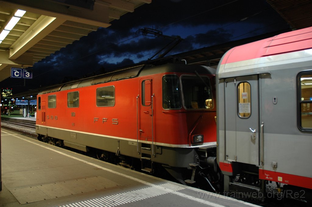2196-0010-130911.jpg - Re 4/4" 11159 / Zürich HB 13.9.2011