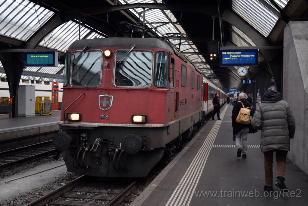 4265-0039-131116.jpg - SBB-CFF Re 4/4'' 11159 (Re 420.159-6)  (Re 91 85 4 420 159-6 CH-SBB) / Zürich HB 13.11.2016