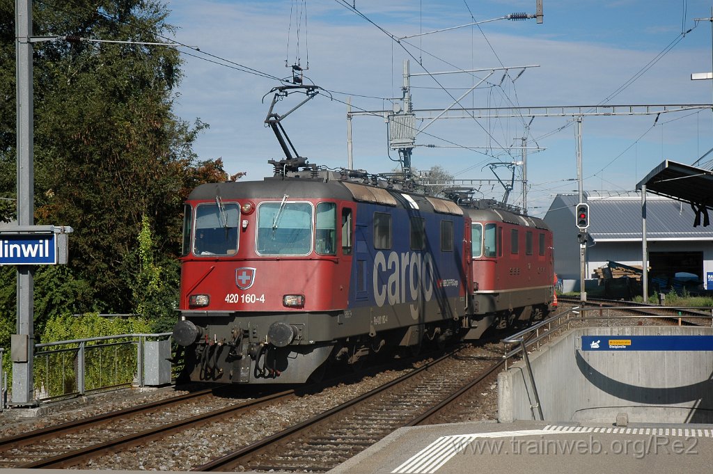 1557-0033-050908.jpg - SBBC Re 420.160-4 + SBB-CFF Ref 4/4'' 11171 / Hinwil 5.9.2008