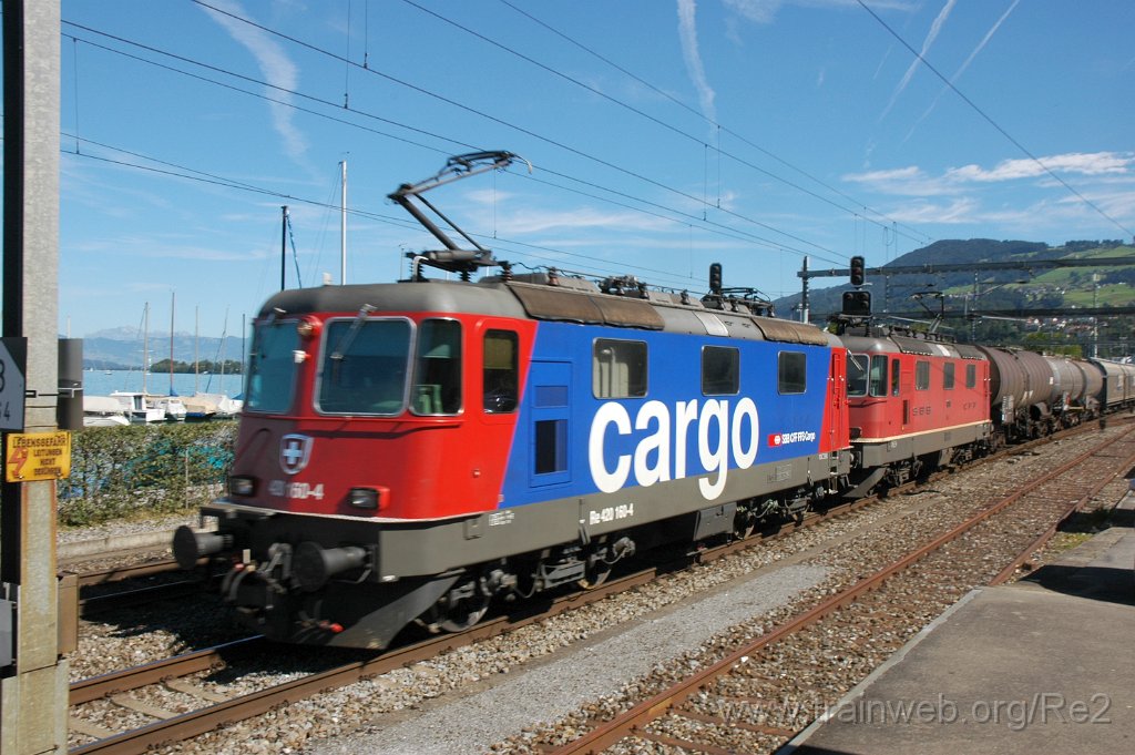 1977-0040-260810.jpg - SBBC Re 420.160-4 + SBB-CFF Re 4/4'' 11261 / Richterswil 26.8.2010