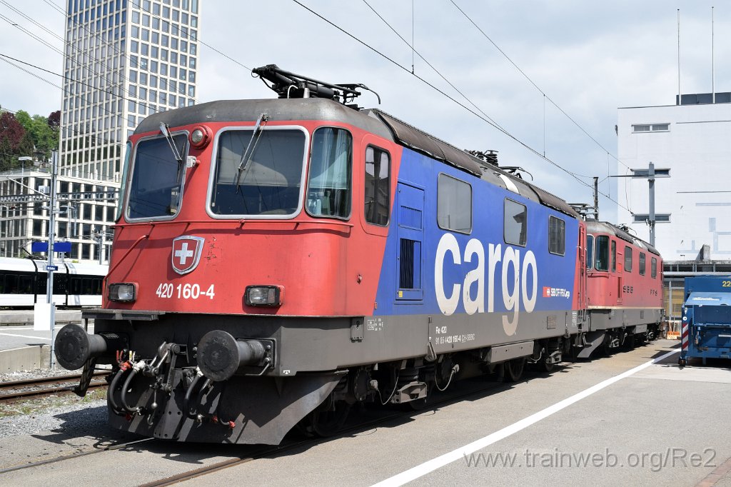 9098-0010-090524.jpg - SBBC Re 420.160-4 (Re 91 85 4 420 160-4 CH-SBBC) + SBBC Re 4/4'' 11235 (Re 420.235-4)  (Re 91 85 4 420 235-4 CH-SBBC) / St.Gallen HB 9.5.2024