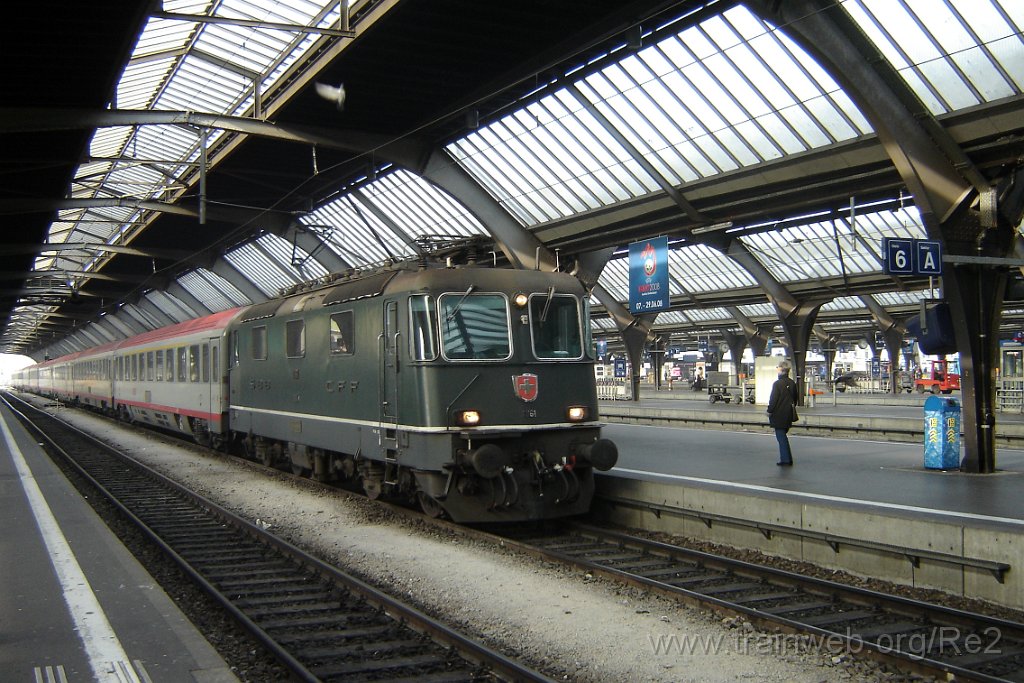 1442-0028-221207.jpg - SBB-CFF Ref 4/4'' 11161 / Zürich HB 22.12.2007