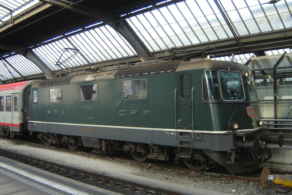1442-0030-221207.JPG - Re 4/4" 11161 / Zürich HB 22.12.2007