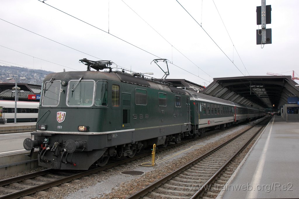 1820-0011-040310.jpg - SBB-CFF Re 4/4'' 11161 / Zürich HB 4.3.2010