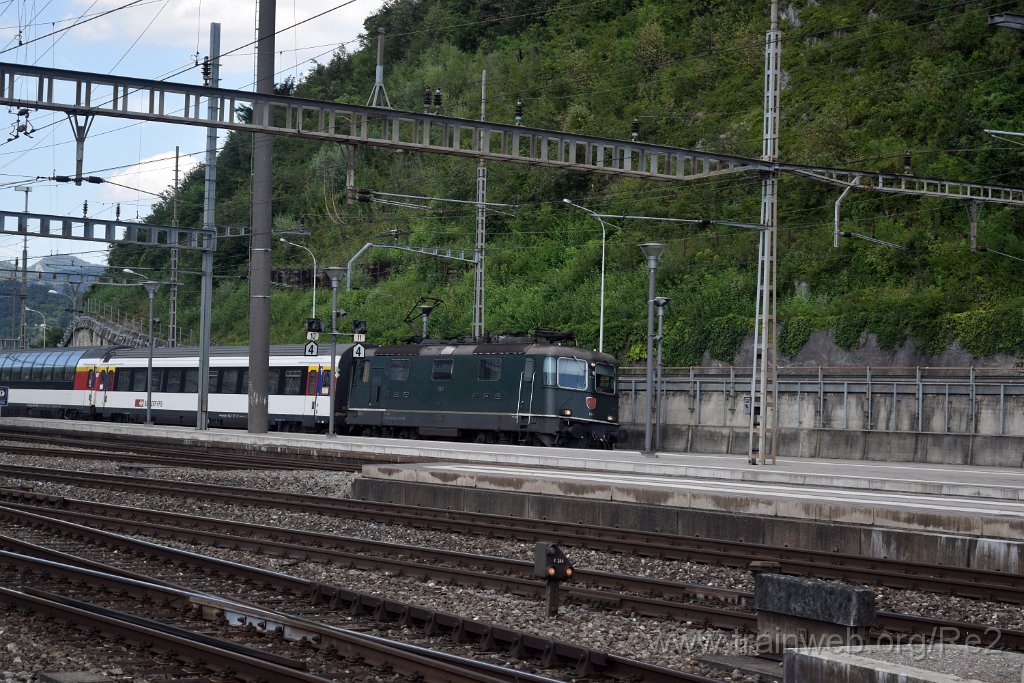 4075-0040-030816.jpg - SBB-CFF Re 4/4'' 11161 (Re 420.161-2)  (Re 91 85 4 420 161-2 CH-SBB) / Olten 3.8.2016