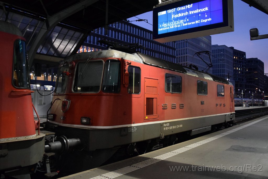 9428-0005-191024.jpg - SBB-CFF Re 4/4'' 11164 (Re 420.164-6)  (Re 91 85 4 420 164-6 CH-SBB) / Zürich HB 19.10.2024