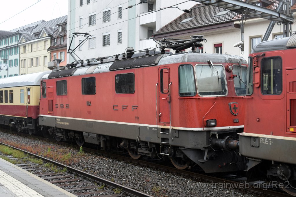 9711-0034-040525.jpg - SBB-CFF Re 4/4'' 11164 (Re 420.164-6)  (Re 91 85 4 420 164-6 CH-SBB) / Olten 4.5.2025