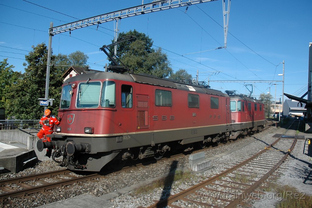 1557-0004-050908.jpg - SBB-CFF Ref 4/4'' 11166 + SBB-CFF Re 4/4''' 11368 / Hinwil 5.9.2008