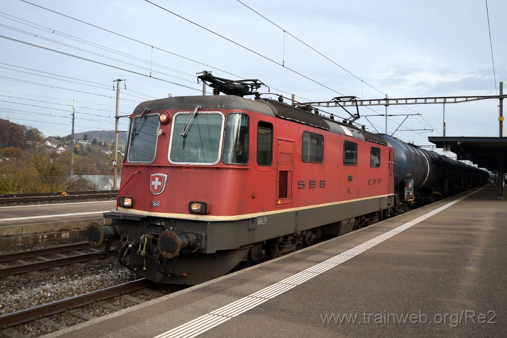 3727-0028-031115.jpg - SBB-CFF Re 4/4'' 11166 / Killwangen-Spreitenbach 3.11.2015