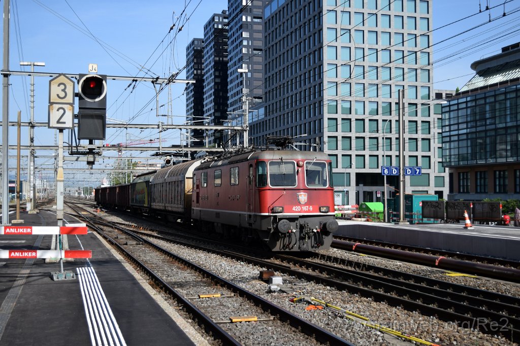 5588-0038-250619.jpg - SBBC Re 4/4'' 11167 (Re 420.167-9)  (Re 91 85 4 420 167-9 CH-SBBC) / Zürich-Altstetten 25.6.2019