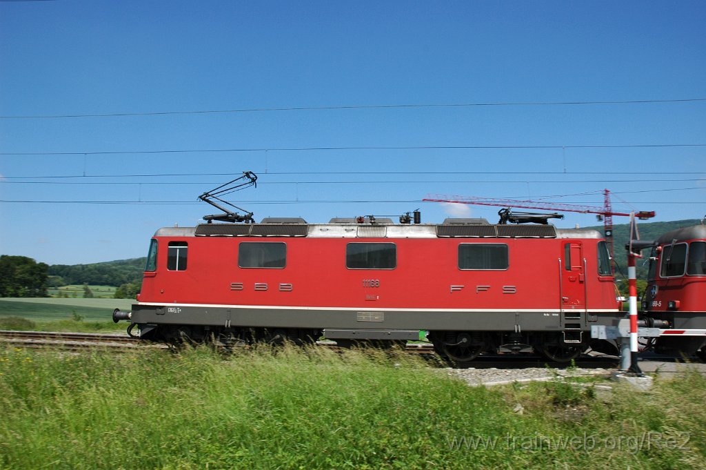 1883-0045-040610.jpg - SBB-CFF Ref 4/4'' 11168 / Otelfingen (Büe Würenloserstrasse) 4.6.2010
