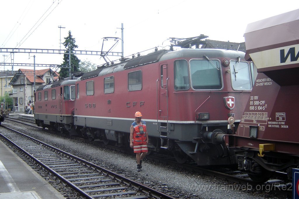 1063-0043-300605.jpg - SBB-CFF Ref 4/4'' 11170 + SBB-CFF Re 4/4'' 11291 / Hinwil 30.6.2005