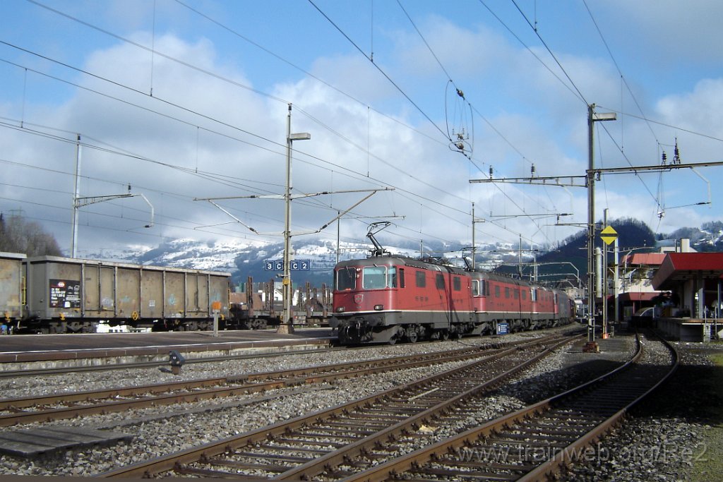 1300-0028-310307.jpg - SBB-CFF Ref 4/4'' 11174 + SBB-CFF Ref 4/4'' 11171 + SBB-CFF Ref 6/6 11683 ''Amsteg - Silenen'' + SBBC Re 620.061-2 ''Gampel-Steg'' / Schwyz 31.3.2007