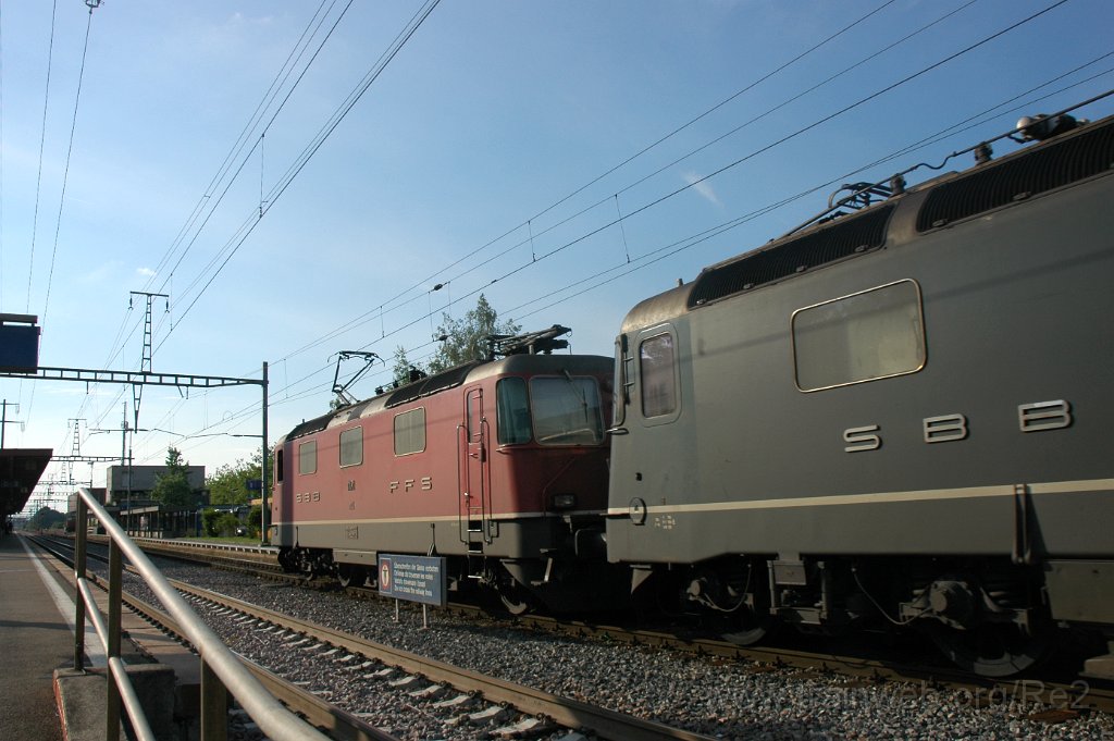 1675-0050-270509.jpg - Re 4/4" 11171 + Re 6/6 11662 "Reuchenette-Péry" / Schwerzenbach 27.5.2009