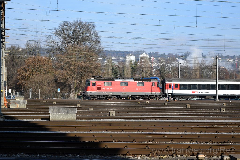 4295-0027-221216.jpg - SBB-CFF Re 4/4'' 11172 (Re 420.172-9)  (Re 91 85 4 420 172-9 CH-SBB) / Zürich-Mülligen 22.12.2016