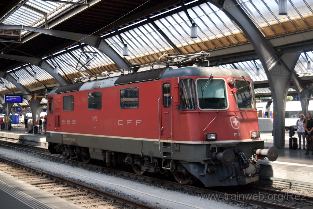 8105-0008-220722.jpg - SBB-CFF Re 4/4'' 11172 (Re 420.172-9)  (Re 91 85 4 420 172-9 CH-SBB) / Zürich HB 22.7.2022