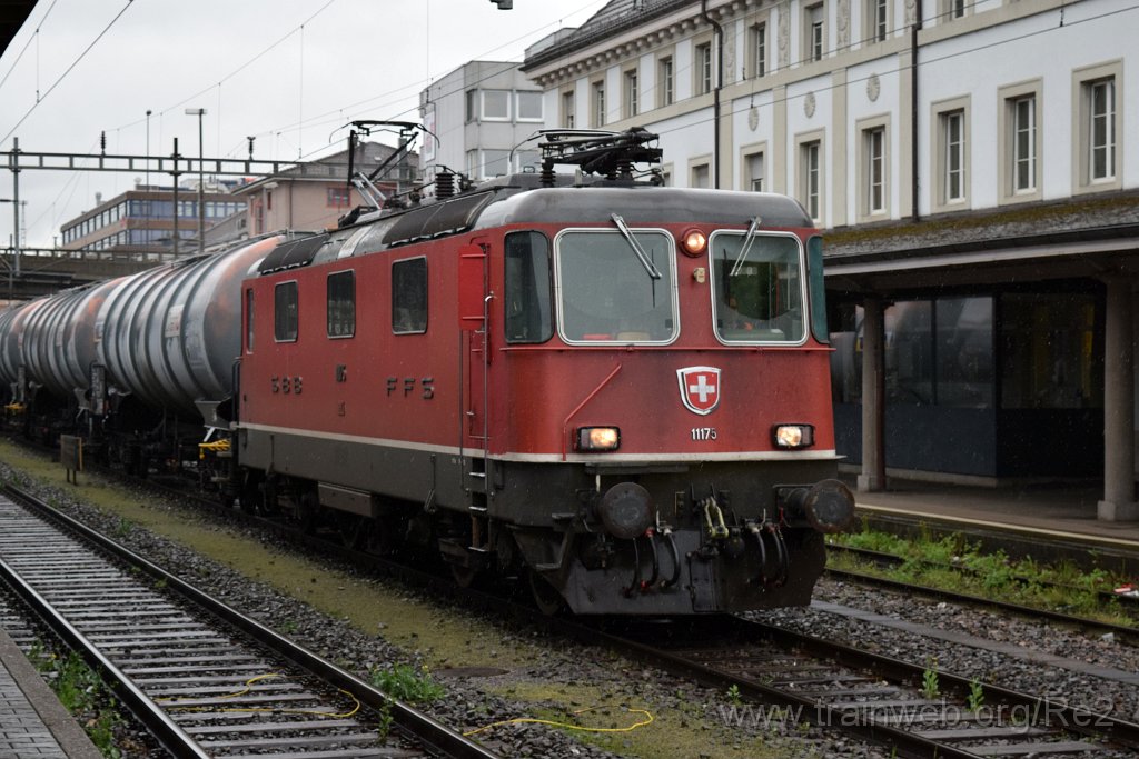 3876-0036-180416.jpg - SBB-CFF Re 4/4'' 11175 / Schlieren 18.4.2016