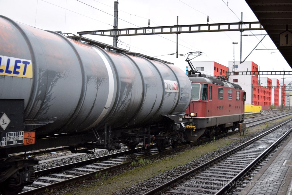 3876-0037-180416.jpg - SBB-CFF Re 4/4'' 11175 / Schlieren 18.4.2016