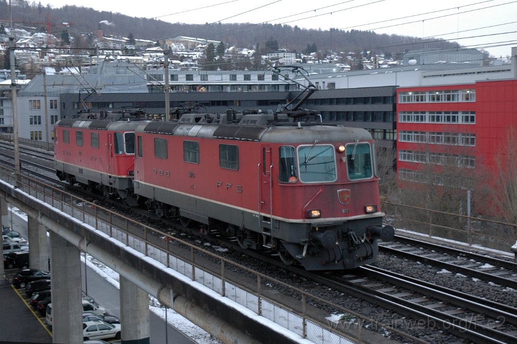 2690-0014-220113.jpg - Re 4/4" 11176 + 11173 / Zürich (Käferbergbrücke) 22.1.2013