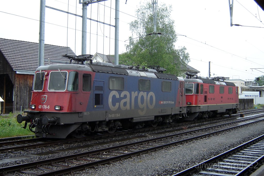 1333-0030-150507.jpg - SBBC Re 420.178-6 + SBB-CFF Re 4/4'' 11321 / Hinwil 15.5.2007
