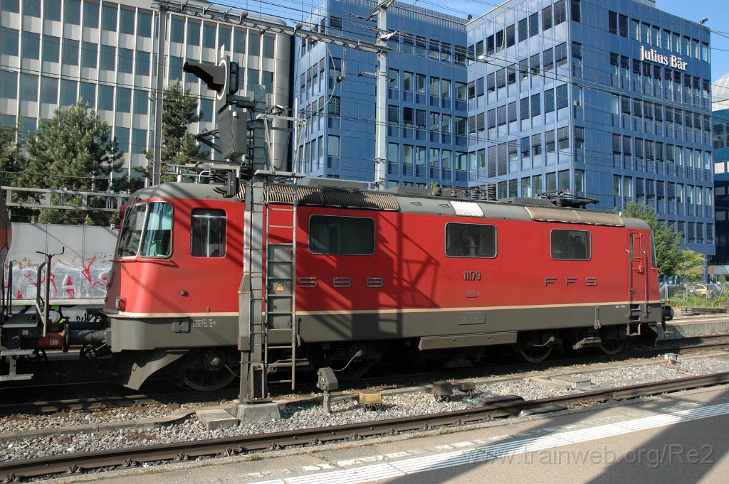 3565-0018-280515.jpg - Re 4/4" 11179 / Zürich-Altstetten 28.5.2015