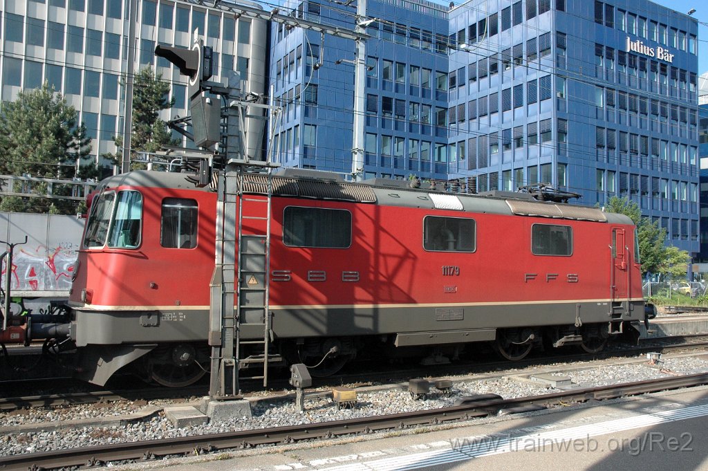 3565-0020-280515.jpg - SBB-CFF Re 4/4'' 11179 / Zürich-Altstetten 28.5.2015