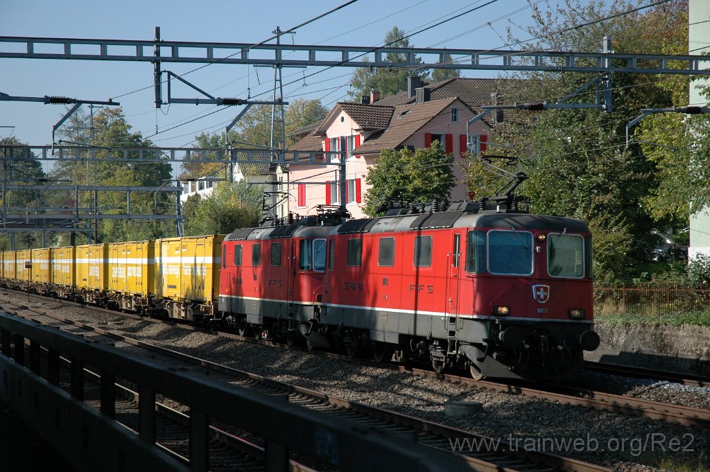 2219-0036-031011.jpg - SBB-CFF Re 4/4'' 11183 + SBB-CFF Re 4/4'' 11166 / Winterthur (Römerstrasse) 3.10.2011