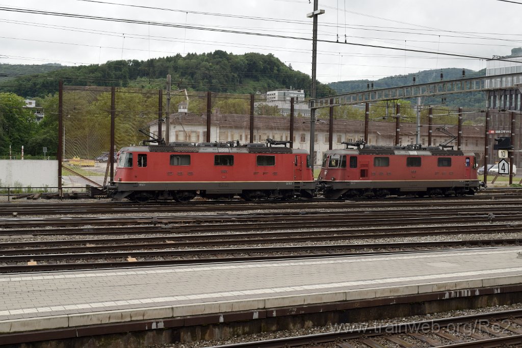 3925-0028-030616.jpg - SBB-CFF Re 4/4'' 11185 + SBB-CFF Re 4/4'' 11315 / Olten 3.6.2016