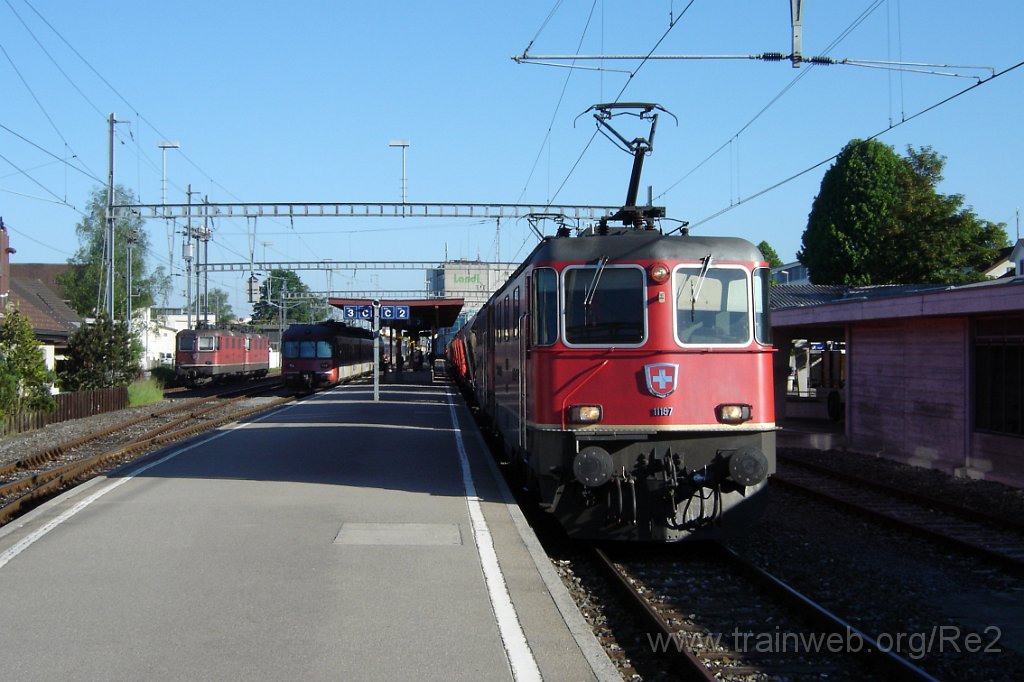 1188-0007-070606.jpg - SBB-CFF Ref 4/4'' 11187 + SBB-CFF Ref 4/4'' 11183 / Hinwil 7.6.2006