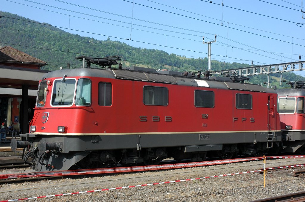 1674-0031-240509.jpg - SBB-CFF Re 4/4'' 11187 / Arth-Goldau 24.5.2009
