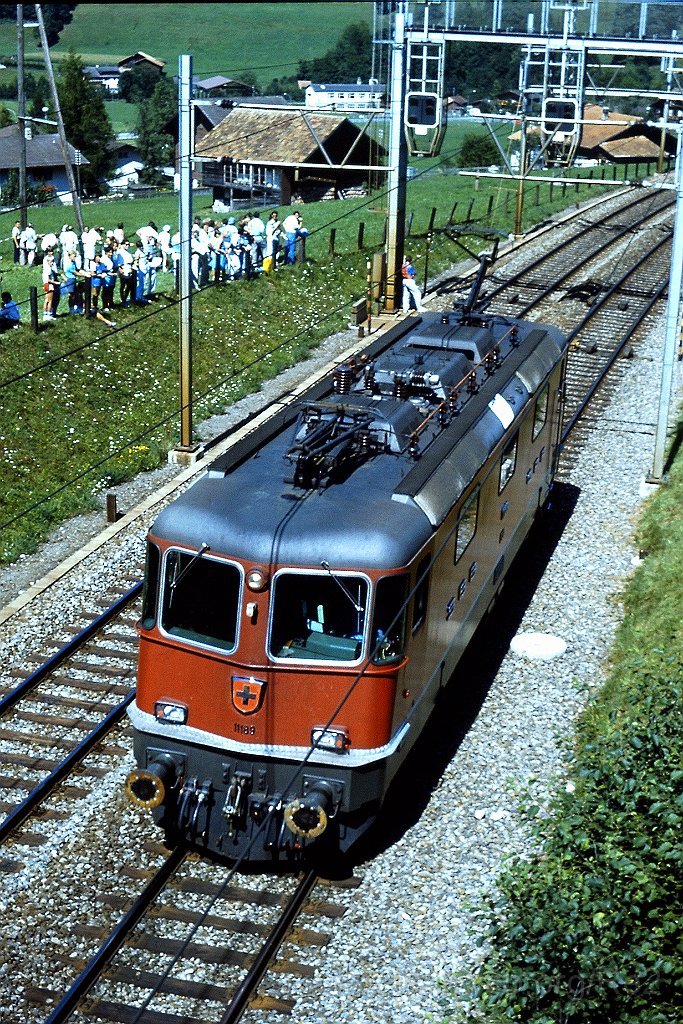 0195-0031-s.jpg - Re 4/4" 11189 / Frutigen 14.8.1988