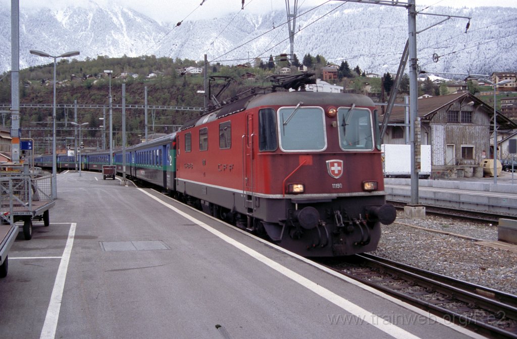 0962-0041.jpg - Re 4/4" 11190 / Brig 19.4.2004