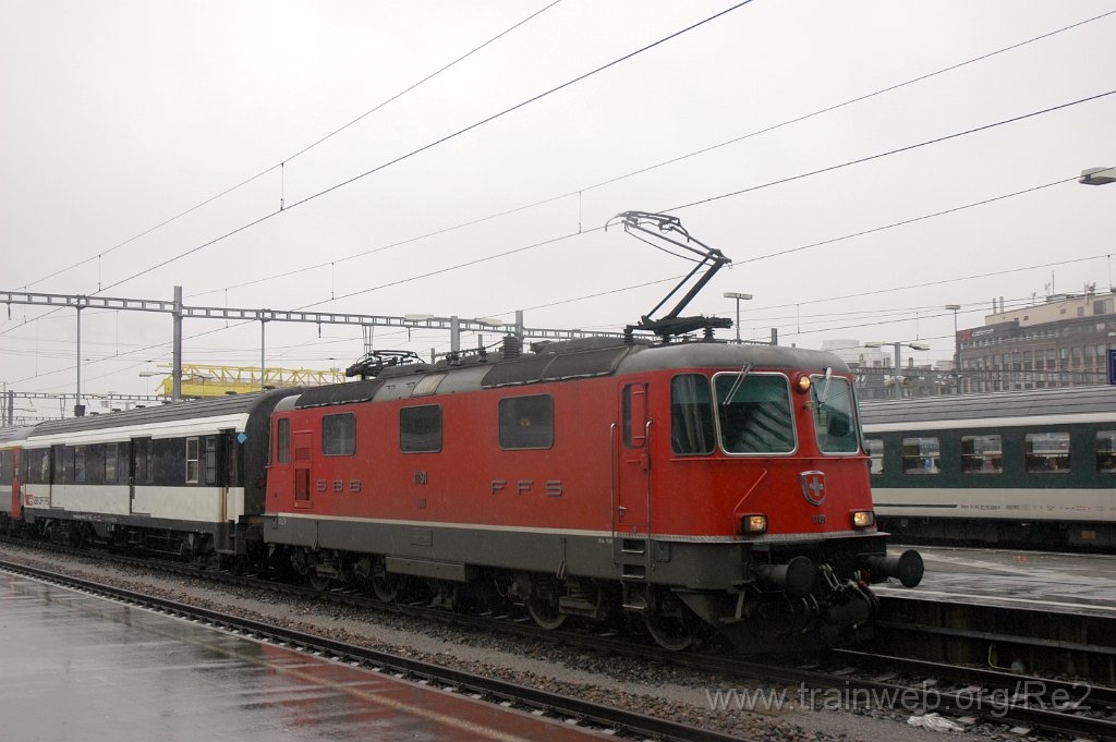 1802-0028-121209.jpg - SBB-CFF Re 4/4'' 11191 / Zürich HB 12.12.2009