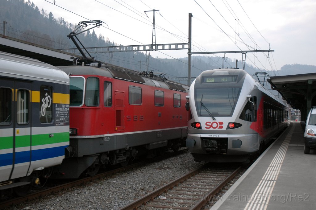 2735-0011-230313.jpg - Re 4/4" 11191 + SOB RABe 526.043-5/ Wattwil 23.3.2013